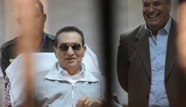 محكمة جنايات القاهرة تقرر الإفراج عن حسني مبارك
